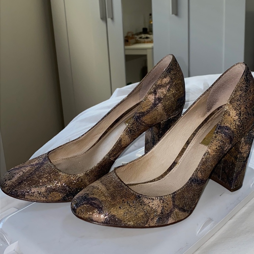 Louise et Cie Nordstrom jacquard gold silver pumps classic pump block heel 7.5M